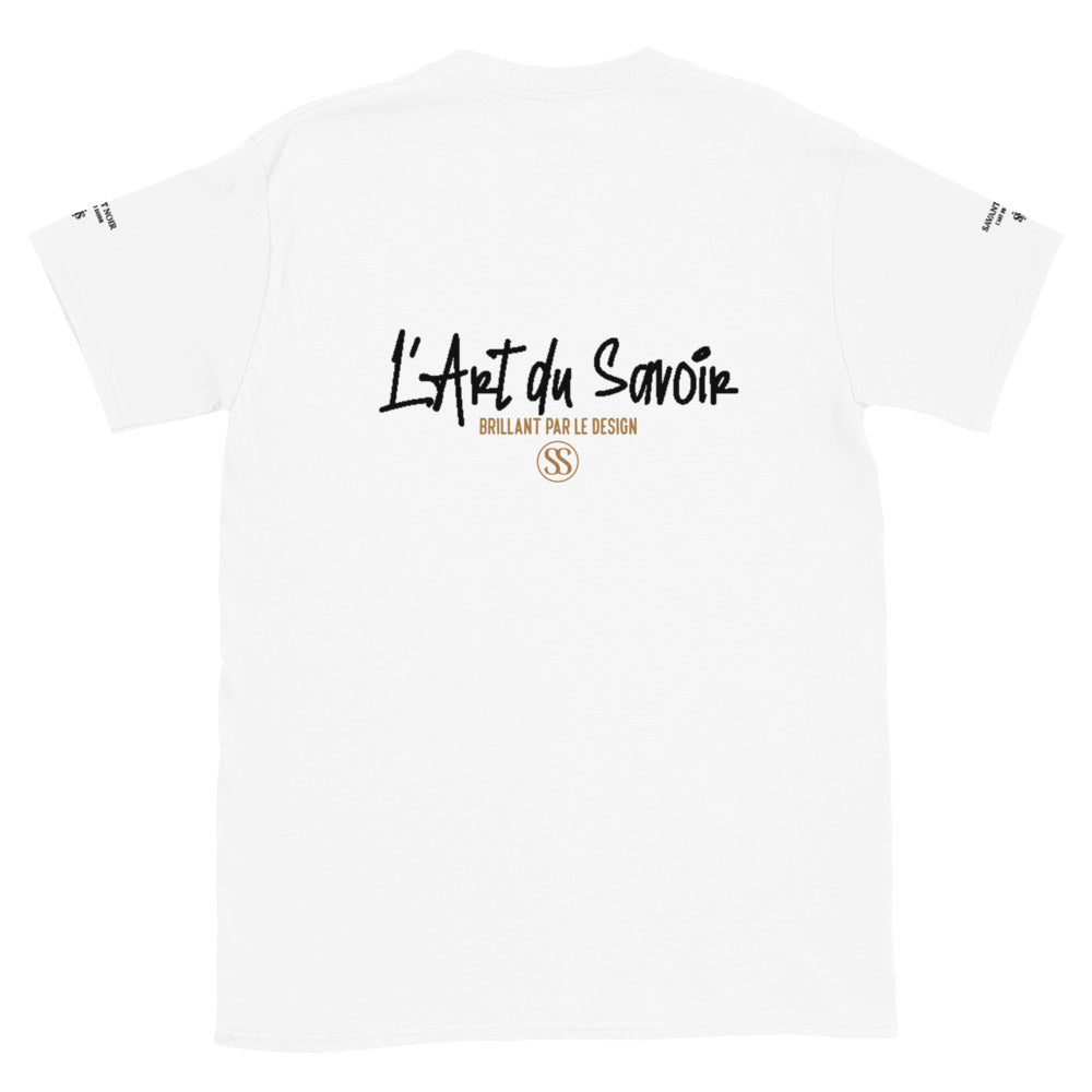 SAVANT NOIR white t-shirt with L'Art du Savoir print perfect for beige luxury t-shirt lovers