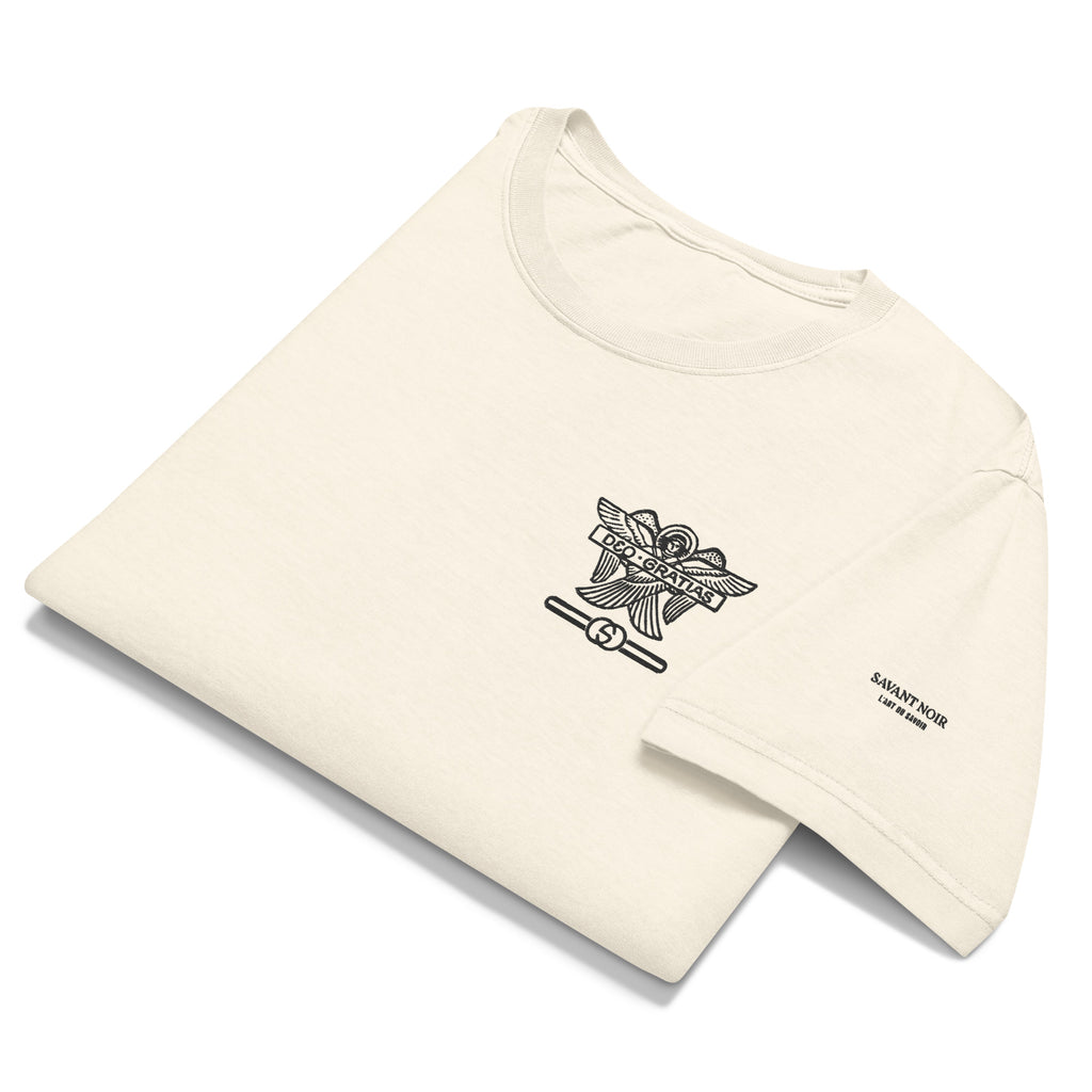 SAVANT NOIR Dieu des Batailles graphic tee in cream with black logo design on chest and sleeve