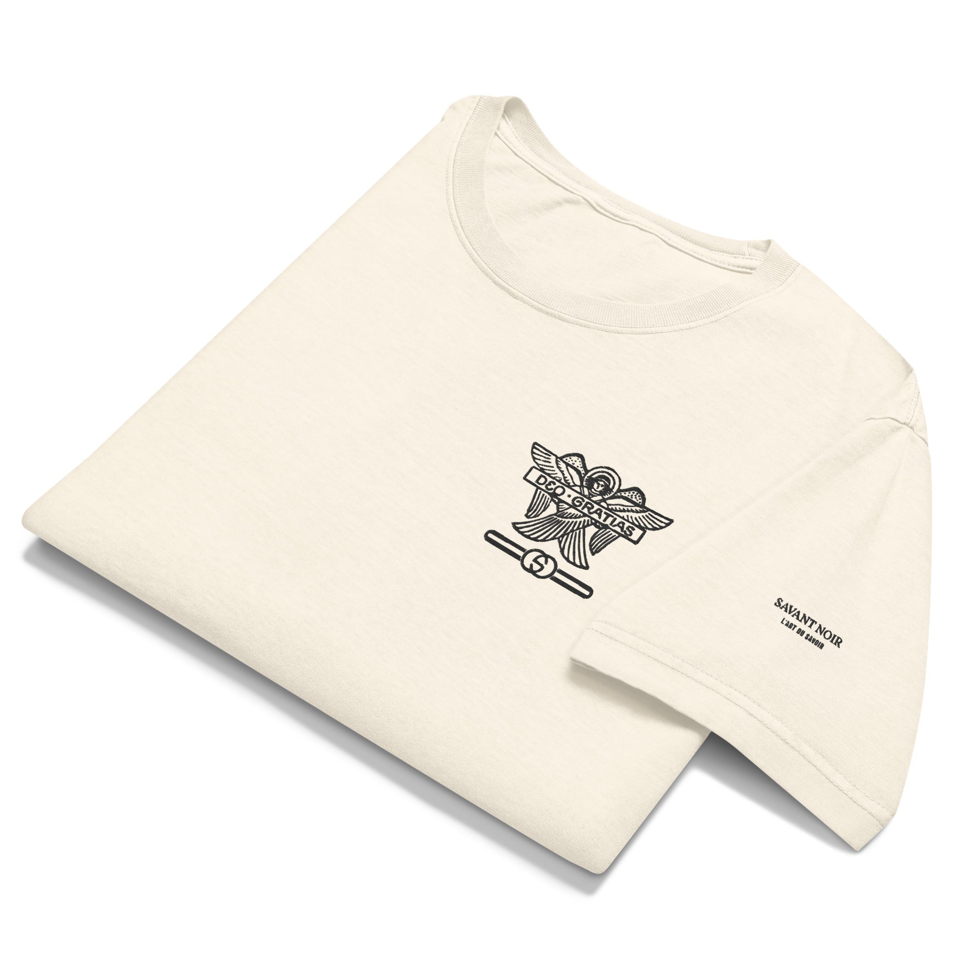 SAVANT NOIR Dieu des Batailles graphic tee in cream with black logo design on chest and sleeve